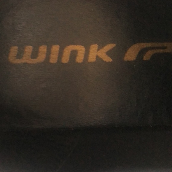 Wink Size 7 Black with white accents sneakers - Picture 6 of 7